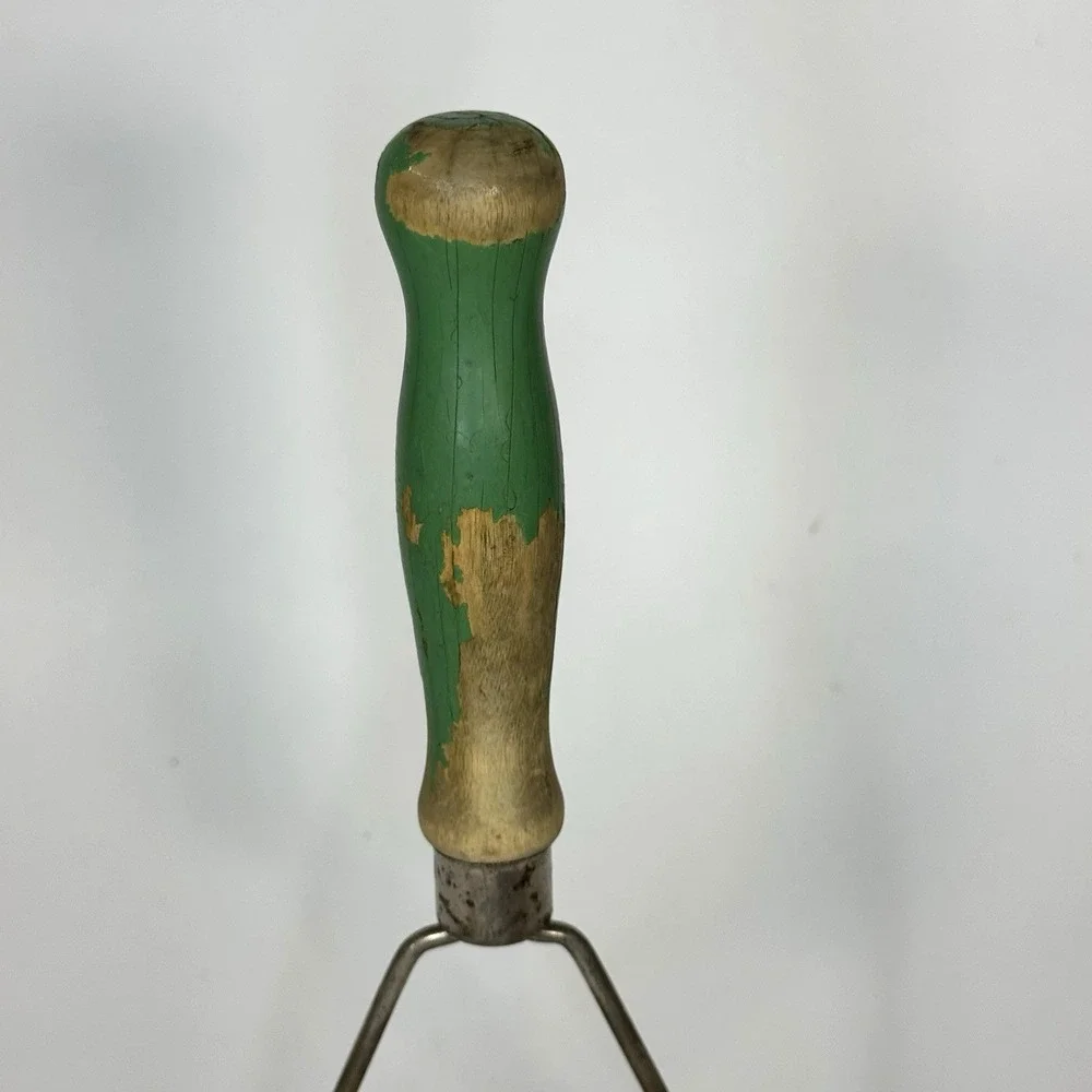 VTG Green Wooden Handle Potato Masher Farmhouse Country Kitchen Tool‎ 1950s 9
